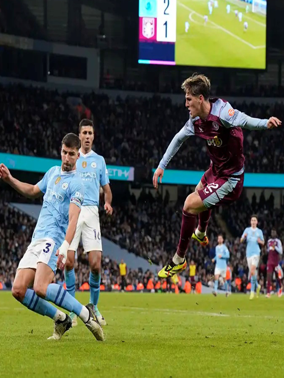 包含火力全开！英超比赛数据创纪录的词条