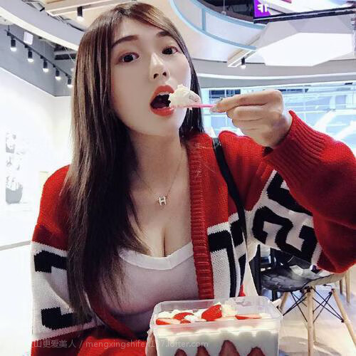 当安第斯雄鹰遇见默西塞德红，一场跨越大陆的足球对话，奥斯梅恩的黄昏救赎