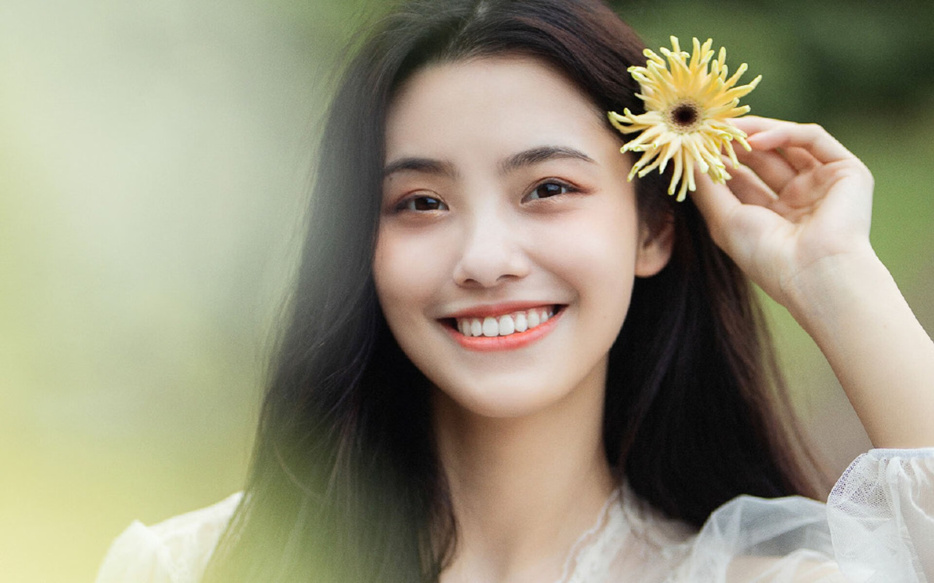 黄喜灿的当下与伊拉克的过去，足球世界无解时刻的两种注解